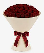 Букет 101 Бордовая роза Блэк Бакарра в Приморье