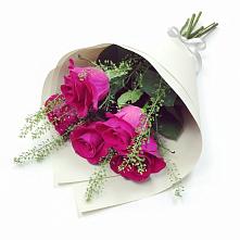Букет цветов из:  Розы в Приморье