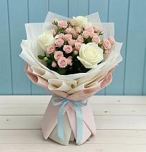Букет цветов из:  Розы в Приморье