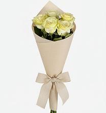 Букет цветов из:  Розы в Приморье