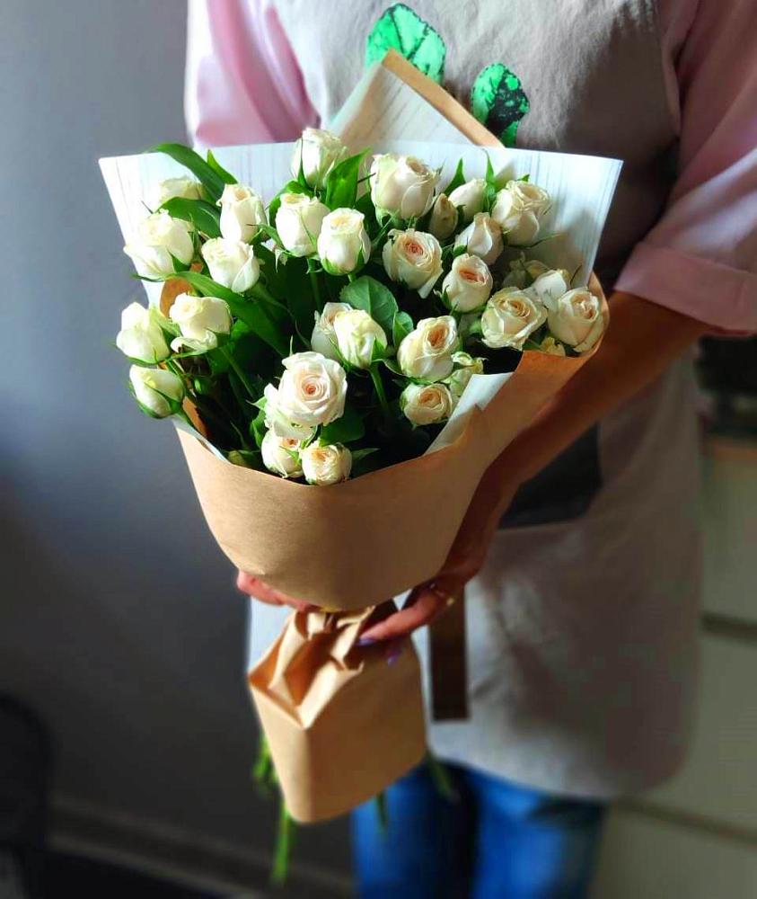 Букет цветов из: Розы в Приморье