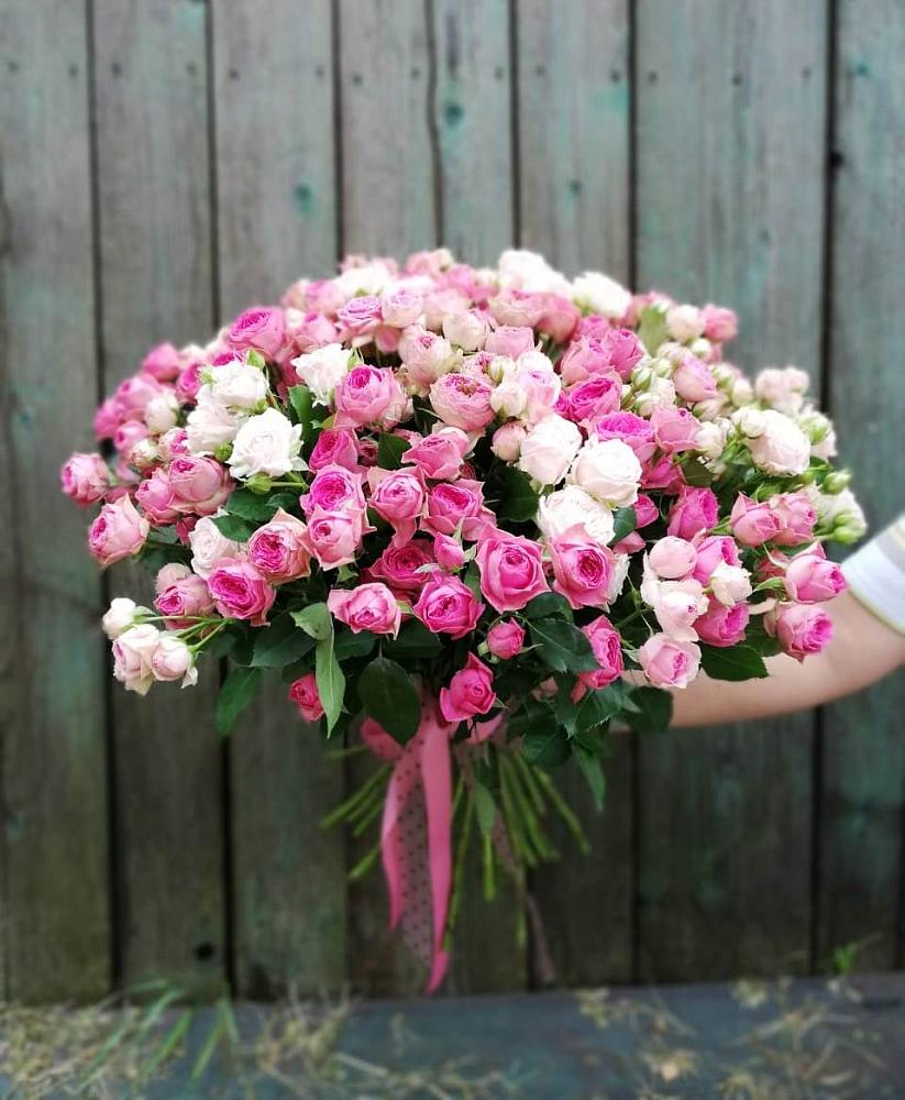 Букет Розовые кустовые розы Натали и Лав Лидия в Приморье