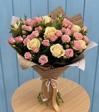 Букет цветов из:  Розы в Приморье