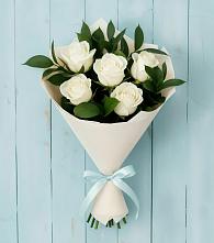 Букет цветов из:  Розы в Приморье