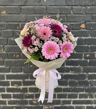 Букет цветов из:  Герберы и Хризантемы в Приморье