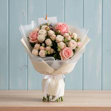 Букет цветов из:  Розы в Приморье