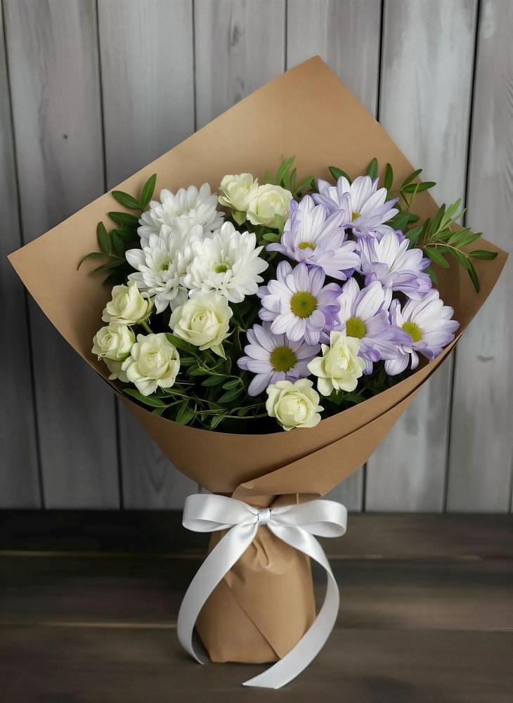 Букет цветов из: Хризантемы и Розы в Приморье