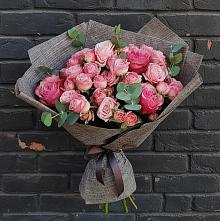 Букет цветов из:  Розы в Приморье